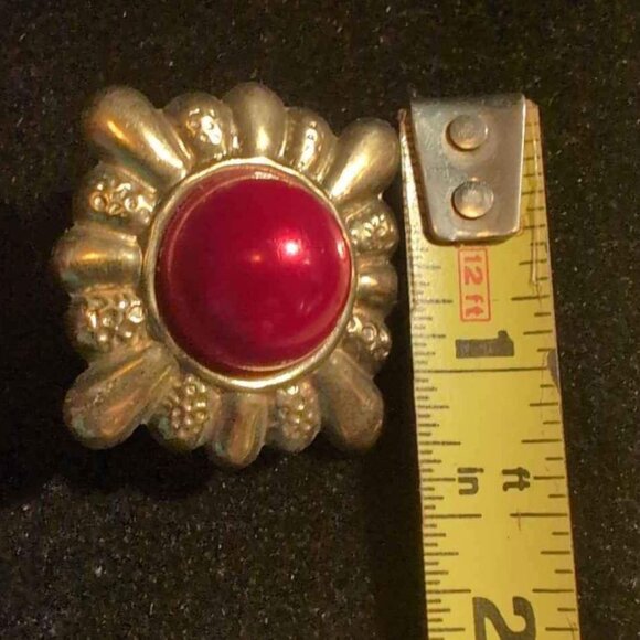 Vintage 1980's Gold Tone Post Earrings with Red Center - Picture 3 of 5